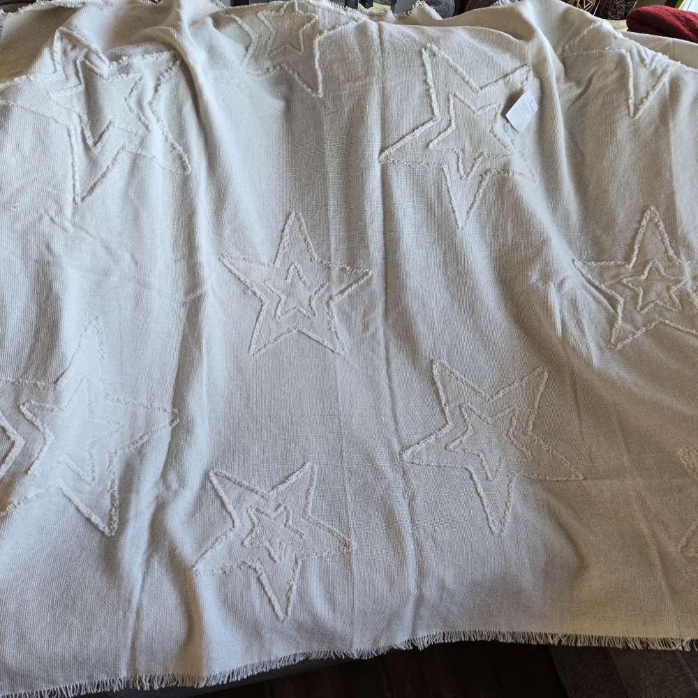 Burlap Antique White Star Woven throw - Picture 6 of 6